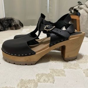 Mia Madeline clog. Size 38. Great condition!